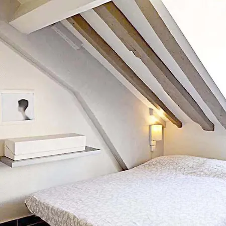Studio Near Bastille Apartment